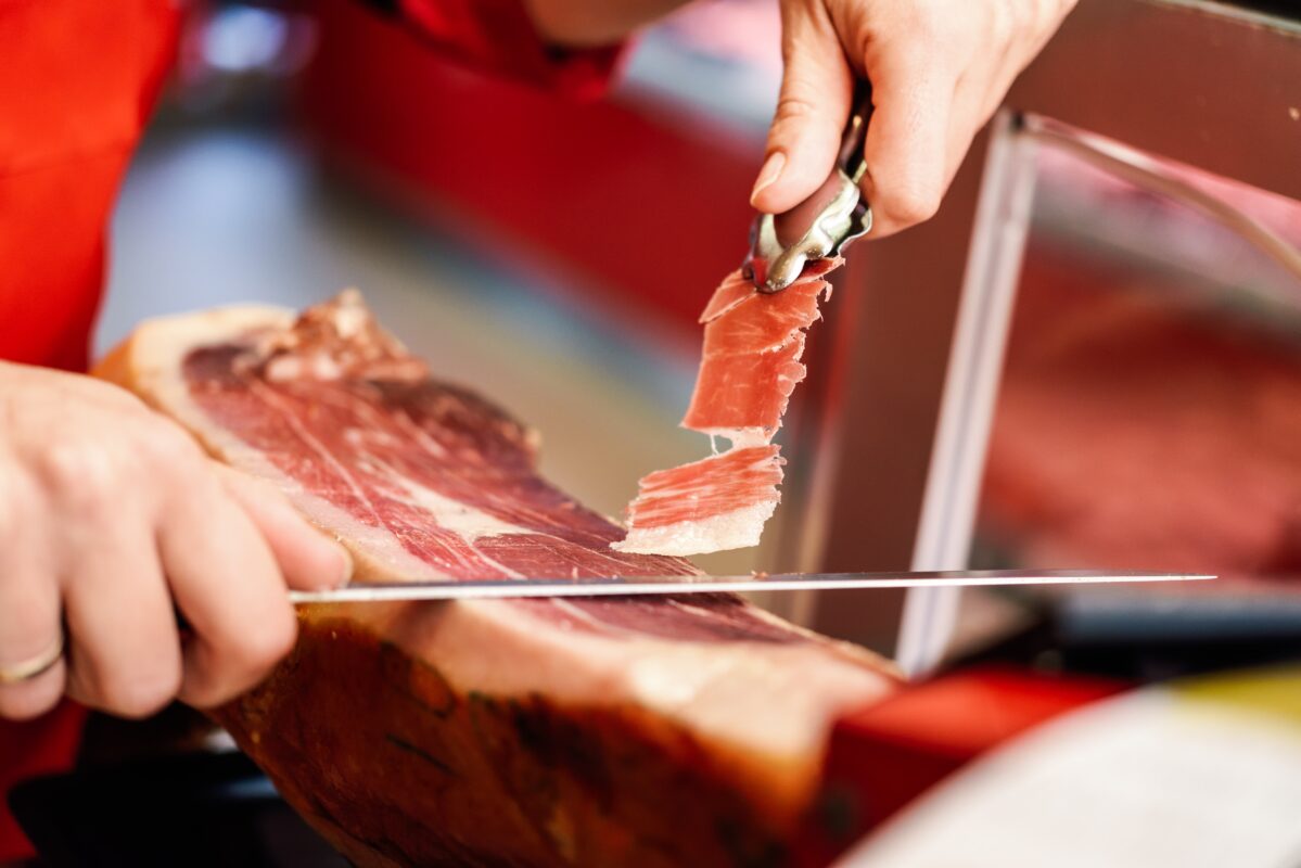 Cortando jamón ibérico